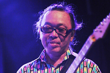 Gitarista Nguyên Lê !!!