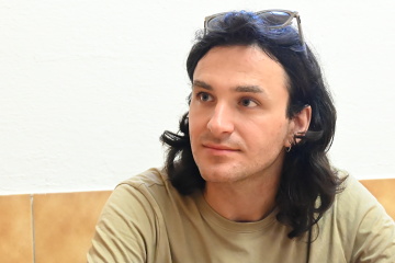 Anglický gitarista, skladateľ a  improvizátor Rob Luft !!!