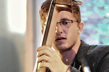 Robert Ragan Jr. Trio na mini šnúrke !!!